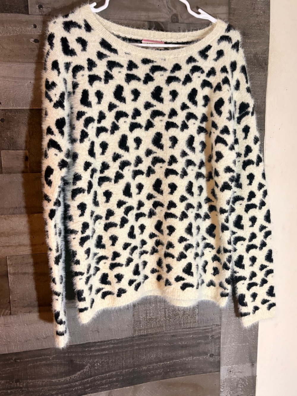 Fuzzy Animal-Print Crewneck Sweater - Black/White